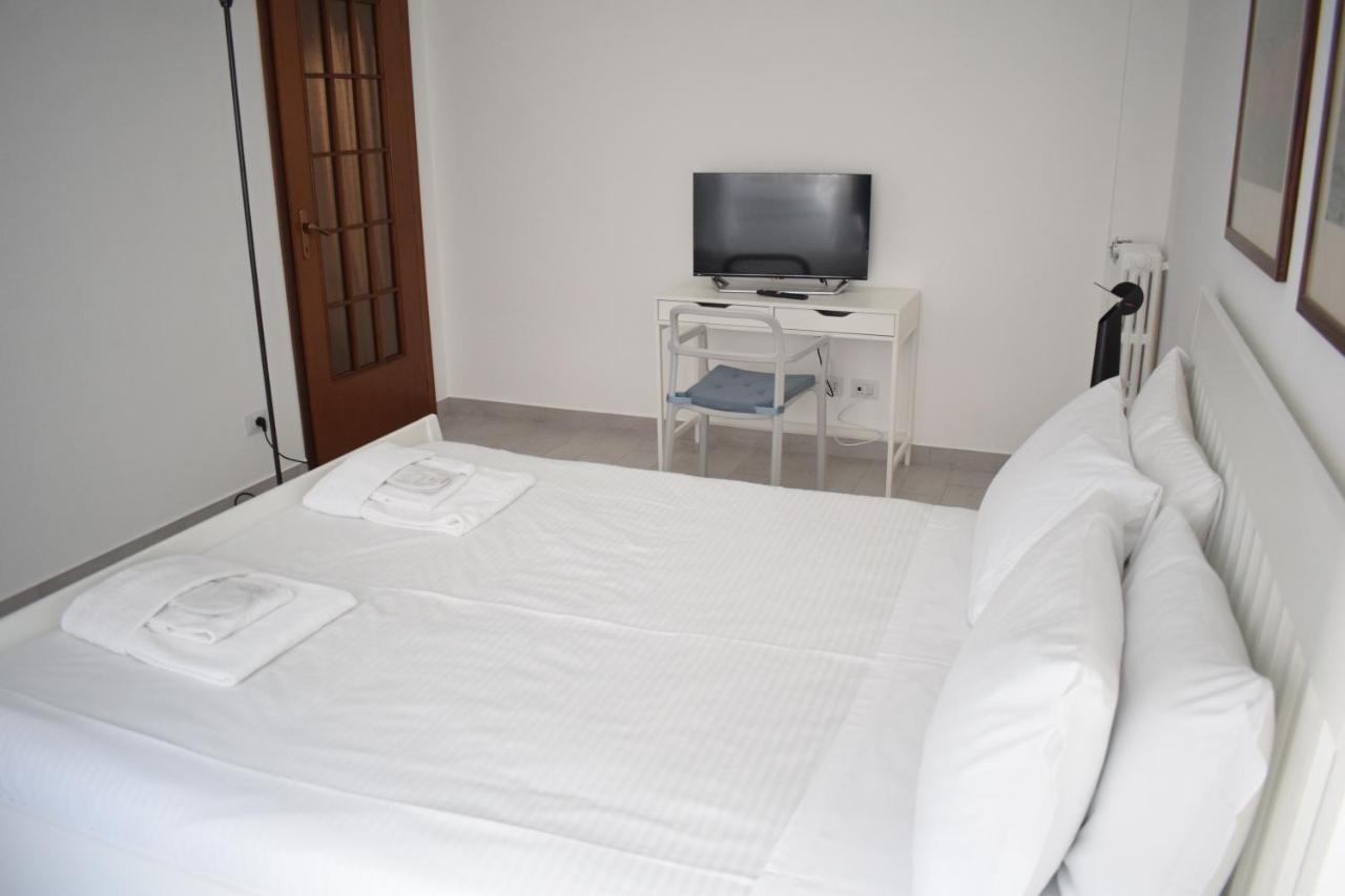 L'Arche Comfort&Relax - Gambara Square Di Via Palma Milão Exterior foto